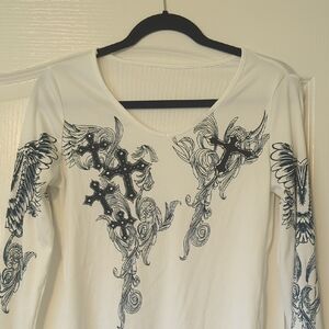 White Long-Sleeve Graphic V-Neck Top
